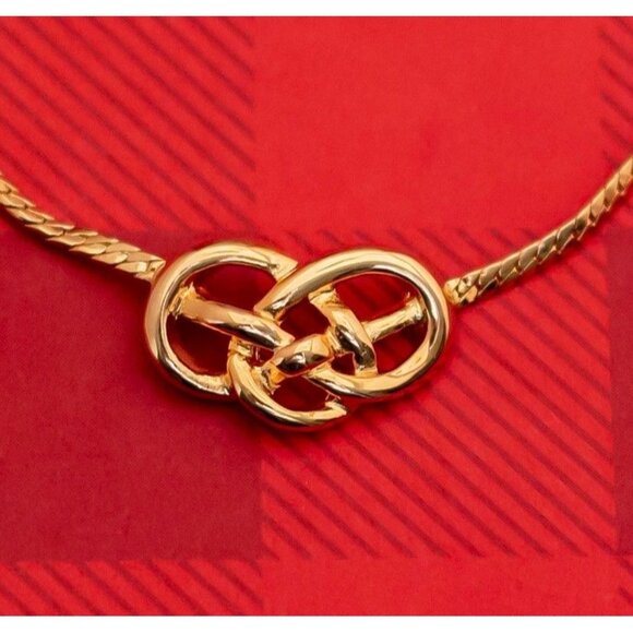 Vintage Minimalist Knot Gold Tone Choker Necklace by Avon 16 Inches - O18 - Picture 1 of 3